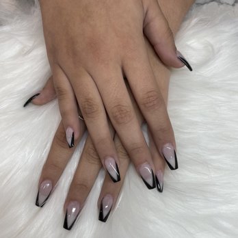 Sparkle & Pop Nails - Nails - Nail Technicians Near Me - Fairfax, Virginia
