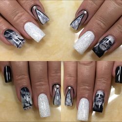 Leslie Does Nails