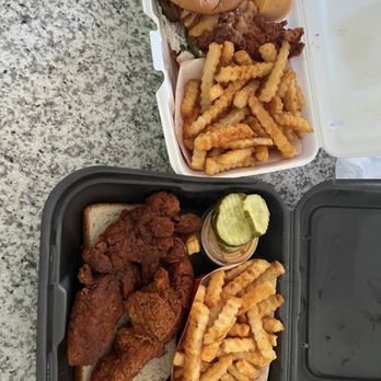Dave's Hot Chicken - Dave's #4 1 Slider with Fries and Dave's #2 2 Sliders w/ Fries - Chicken Shop Near Me - Holly Springs, North Carolina Dave's Hot Chicken - Dave's #4 1 Slider with Fries and Dave's #2 2 Sliders w/ Fries - Chicken Shop Near Me - Holly Springs, North Carolina