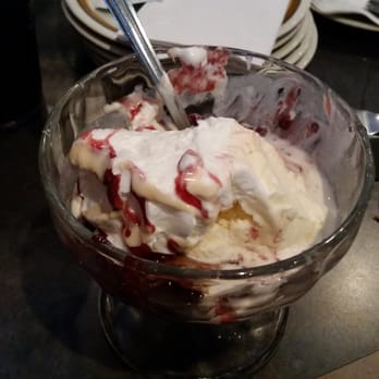 The Corner Stable - Blackberry Cobbler. - Barbeque Near Me - Columbia, Maryland