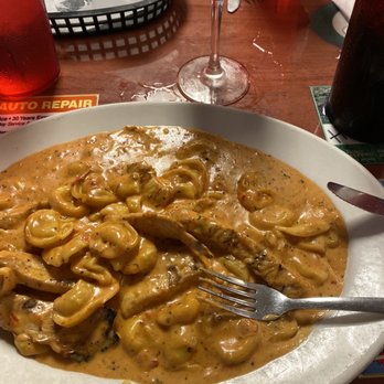 Baris - Pizza Near Me - Waco, Texas