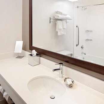 Courtyard by Marriott Fort Lauderdale North/Cypress Creek - Hotels Near Me - Fort Lauderdale, Florida Courtyard by Marriott Fort Lauderdale North/Cypress Creek - Hotels Near Me - Fort Lauderdale, Florida