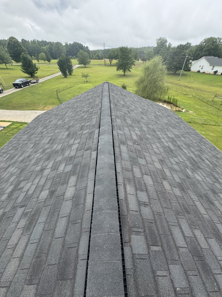 Slide of Oak Ridge Roofing