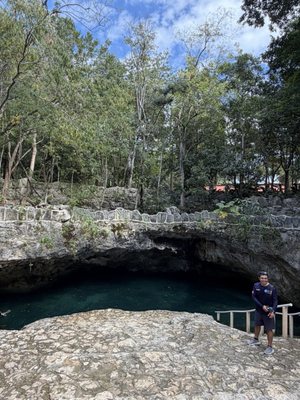 Cenote Tortuga by null