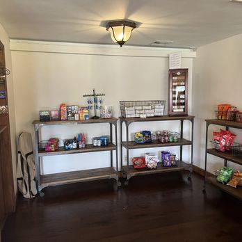 Rancho Bernardo Inn - Quick grabs chargeable to room. - Resorts Near Me - San Diego, California Rancho Bernardo Inn - Quick grabs chargeable to room. - Resorts Near Me - San Diego, California