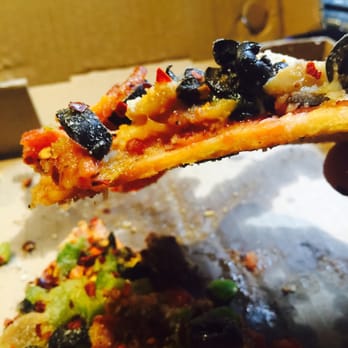 Uncle Tony's - Combo pizza. Great thin crust - Italian Near Me - Valley Glen, California