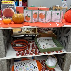 Bonney Lake Montessori - Fun, monthly thematic units inspire a love of nature and nurture independent and cooperative classroom work.