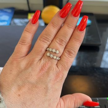 Accent Jewelers - Flex diamond wrap around - Gold Buyers Near Me - Memphis, Tennessee Accent Jewelers - Flex diamond wrap around - Gold Buyers Near Me - Memphis, Tennessee