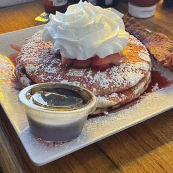 Beach Diner - Strawberry pancakes - Diners Near Me - Fernandina Beach, Florida Beach Diner - Strawberry pancakes - Diners Near Me - Fernandina Beach, Florida