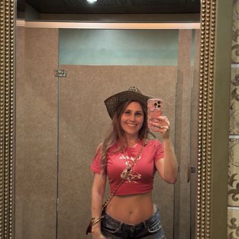 Saint Anejo - Bathroom - Cocktail Bars Near Me - Nashville, Tennessee