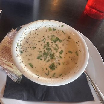 Reds Sunset Grill - Clam chowder - American Near Me - Colorado Springs, Colorado