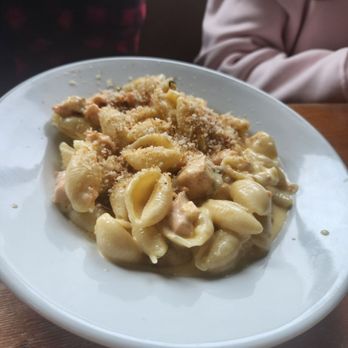 Beak Restaurant - Salmon Mac' n Cheese - Seafood Near Me - Sitka, Alaska Beak Restaurant - Salmon Mac' n Cheese - Seafood Near Me - Sitka, Alaska