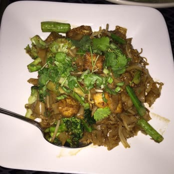 Thai Spice - Pad See Ewe with Tofu - Thai Near Me - Lakeway, Texas Thai Spice - Pad See Ewe with Tofu - Thai Near Me - Lakeway, Texas