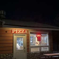 Amore's Pizza