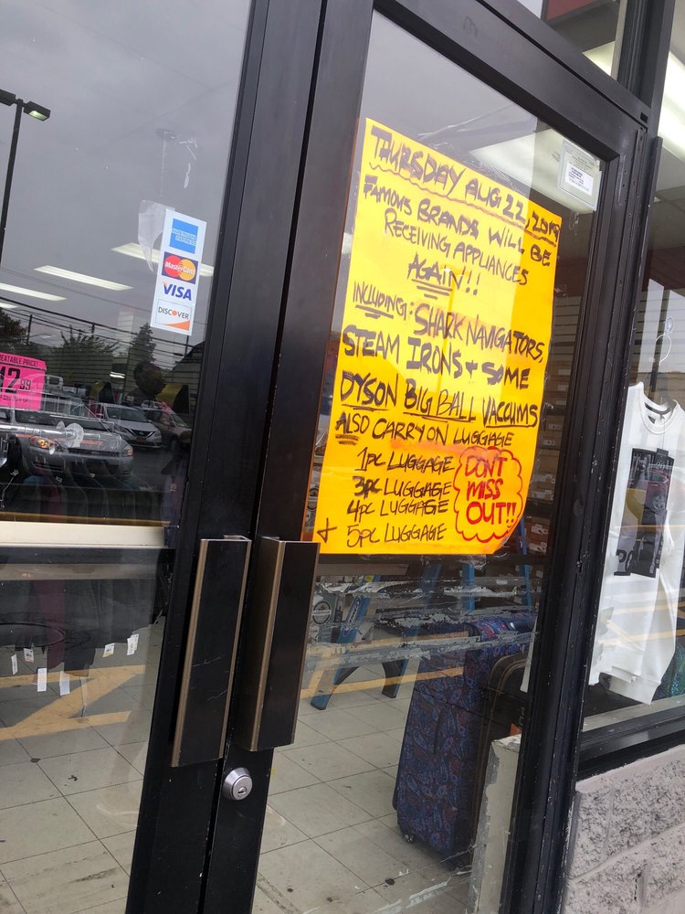 FAMOUS BRANDS Updated August 2024 7417 Grand Ave, Flushing, New