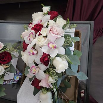 Fresh Petals - Florists Near Me - Martinez, California