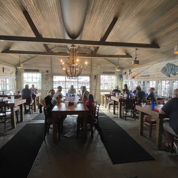 Red's Ice House - Interior - Seafood Near Me - Mount Pleasant, South Carolina Red's Ice House - Interior - Seafood Near Me - Mount Pleasant, South Carolina