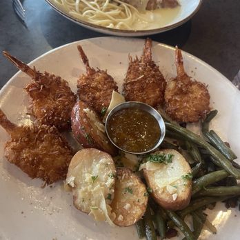 Michaels on the Lake - Coconut Prawns - Wine Bars Near Me - Moses Lake, Washington Michaels on the Lake - Coconut Prawns - Wine Bars Near Me - Moses Lake, Washington
