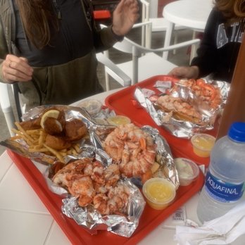 Red's Eats - Seafood Near Me - Wiscasset, Maine