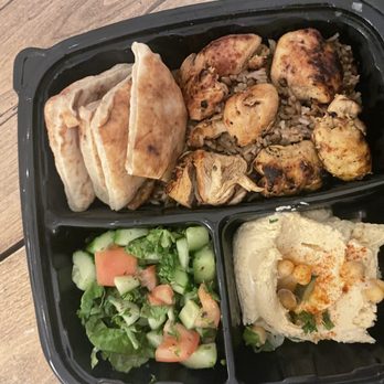 Kabab & Hummus House - Chicken kebab platter - Mediterranean Near Me - Fairfield, Connecticut Kabab & Hummus House - Chicken kebab platter - Mediterranean Near Me - Fairfield, Connecticut
