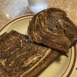 Cozy Diner - Rye bread, nice.