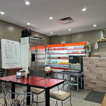 Loga's Corner - Interior - Himalayan/Nepalese Near Me - Toronto, Ontario Loga's Corner - Interior - Himalayan/Nepalese Near Me - Toronto, Ontario