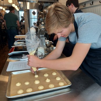Baltimore Chef Shop - Chef taught piping techniques and stood by to help! - Cooking Schools Near Me - Baltimore, Maryland