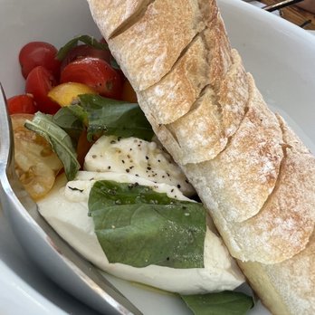 Bacari GDL - Caprese - Mediterranean Near Me - Glendale, California Bacari GDL - Caprese - Mediterranean Near Me - Glendale, California