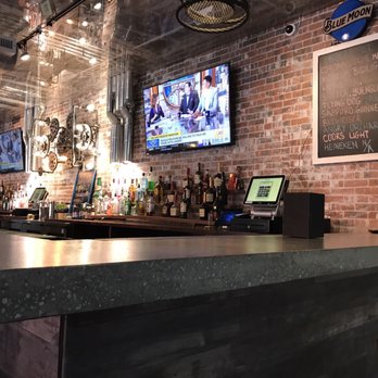 7 Billiards Shady Grove - Pool Halls Near Me - Gaithersburg, Maryland