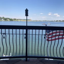 Los 3 Garcias Mexican Restaurant - Our view looking out on the lake