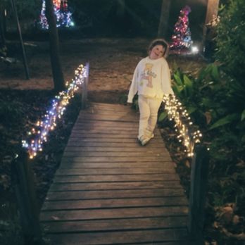Peach Park - Bridge in the gardens at PP - Ice Cream & Frozen Yogurt Near Me - Clanton, Alabama