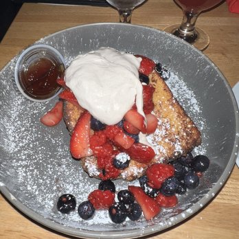Beatstro - RUM CAKE FRENCH TOAST - American Near Me - Bronx, New York