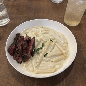 Bettola - Quattro Formaggi with steak! - Pizza Near Me - Birmingham, Alabama