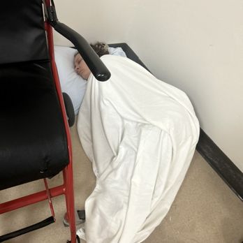 Sharp Grossmont Hospital - Trying to rest while getting IVS on the FLOOR! trash hospital. - Hospitals Near Me - La Mesa, California Sharp Grossmont Hospital - Trying to rest while getting IVS on the FLOOR! trash hospital. - Hospitals Near Me - La Mesa, California