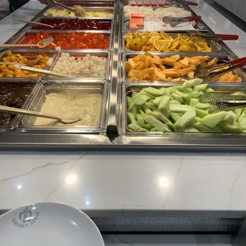Golden Apple Buffet - Fruit and jello - Buffets Near Me - Papillion, Nebraska