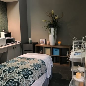 The Most Comfortable Treatment Bed In The World And Top Notch