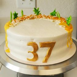 Aria Custom Cakes - Mango Custom Cake