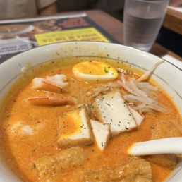 Laksa Laksa