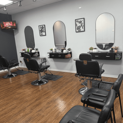 Thread & Wax Spa - Front Room