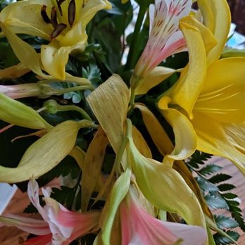 Avas Flowers - Flowers and leaves were turning brown after one day. - Florists Near Me