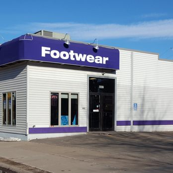 Tortoise & Hare Footwear - Our new location on the corner of Grand and 40th Ave West - Shoe Stores Near Me - Duluth, Minnesota Tortoise & Hare Footwear - Our new location on the corner of Grand and 40th Ave West - Shoe Stores Near Me - Duluth, Minnesota