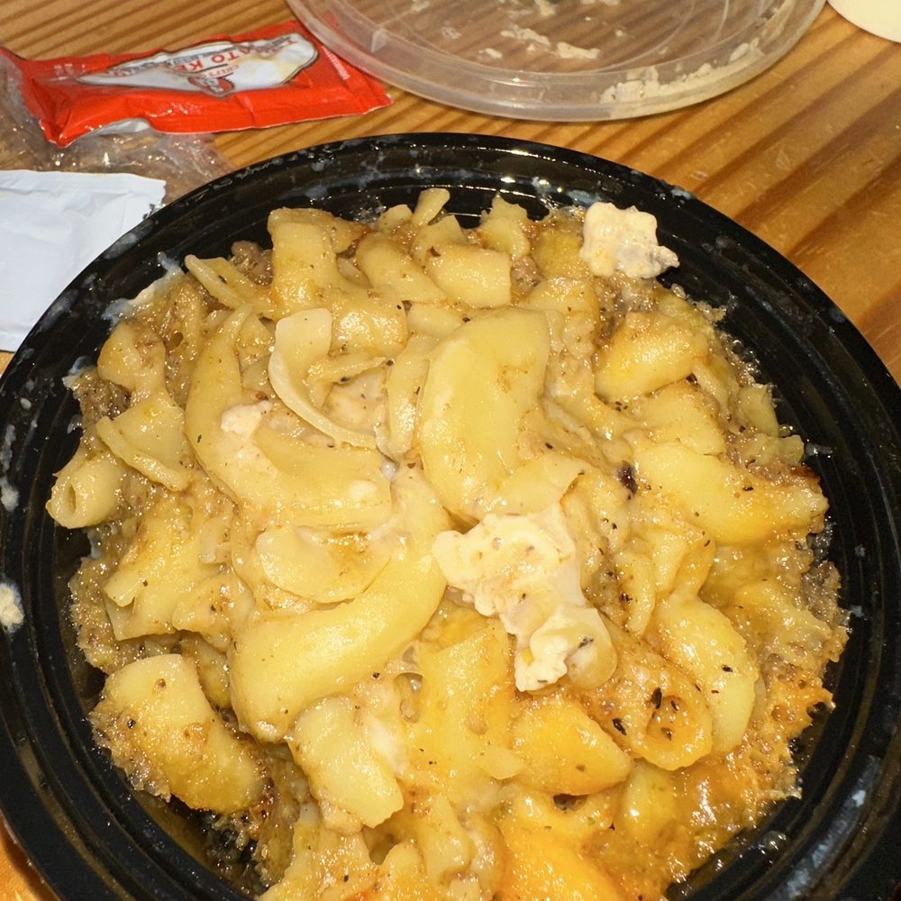 Gossip Shack 2 - Brisket Mac & Cheese - Chicken Wings Near Me - Pflugerville, Texas Gossip Shack 2 - Brisket Mac & Cheese - Chicken Wings Near Me - Pflugerville, Texas