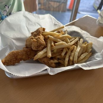 Goombay's Beachside - Chicken tenders & fries - Seafood Near Me - Satellite Beach, Florida