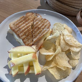 Cider Press - Panini - Cideries Near Me - Manson, Washington Cider Press - Panini - Cideries Near Me - Manson, Washington