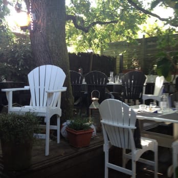 Restaurant Aux Deux Chênes - La terrasse extérieure, ombragée, sympathique par e chaude journée ! - Restaurants Near Me - Pyla sur Mer, 33 Restaurant Aux Deux Chênes - La terrasse extérieure, ombragée, sympathique par e chaude journée ! - Restaurants Near Me - Pyla sur Mer, 33