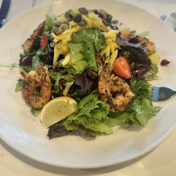 Bellagreen - BLACKENED SHRIMP SALAD [GF][DF] - Salad Near Me - San Antonio, Texas