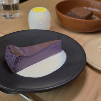 Arquet - Ube cheesecakeeeee - New American Near Me - San Francisco, California