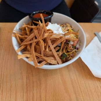 Basico Bistro Cafe - American Near Me - El Paso, Texas