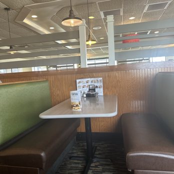Perkins American Food - Booth - Bakeries Near Me - Sioux City, Iowa