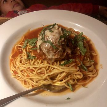 Damon's Steak House - Children's plate of spaghetti and meat ball marinara sauce - Steakhouses Near Me - Glendale, California